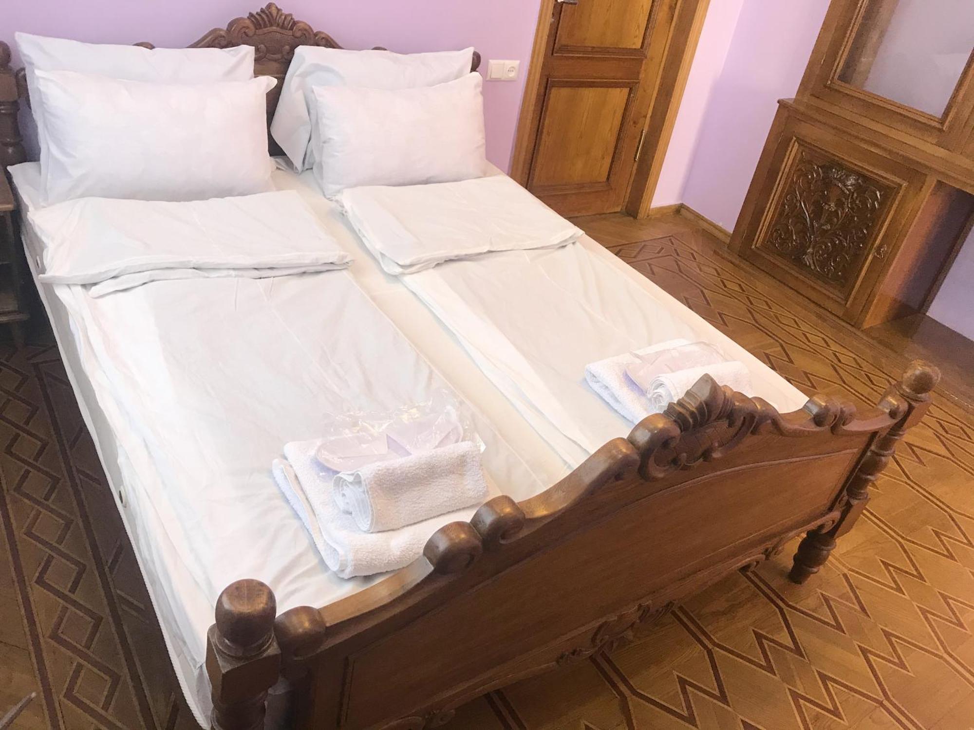 Wooden Museum Hotel Kutaisi Phòng bức ảnh