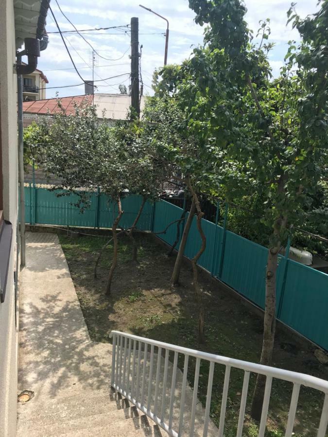 Wooden Museum Hotel Kutaisi Ngoại thất bức ảnh
